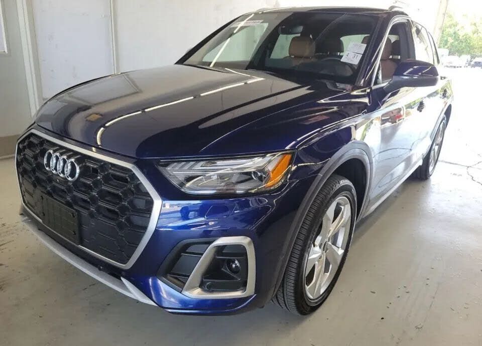 2022 AUDI Q5