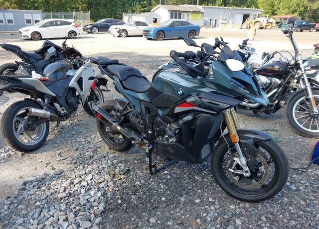 2026 BMW S 1000 XR