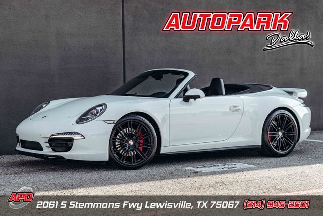 2015 PORSCHE 911