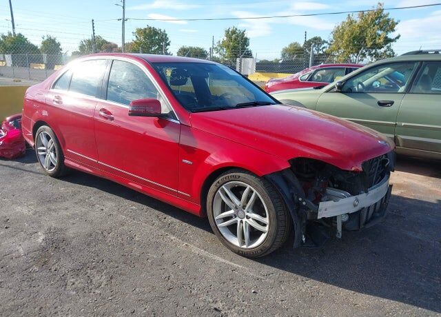 2012 MERCEDES-BENZ C-Class