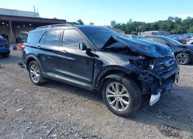 2022 FORD Explorer