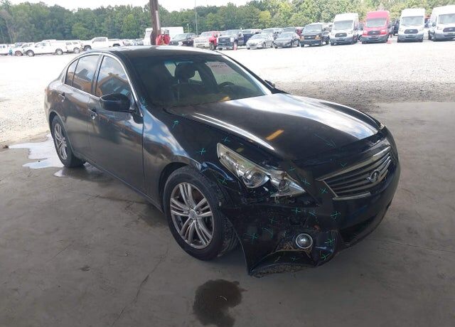 2015 INFINITI Q40