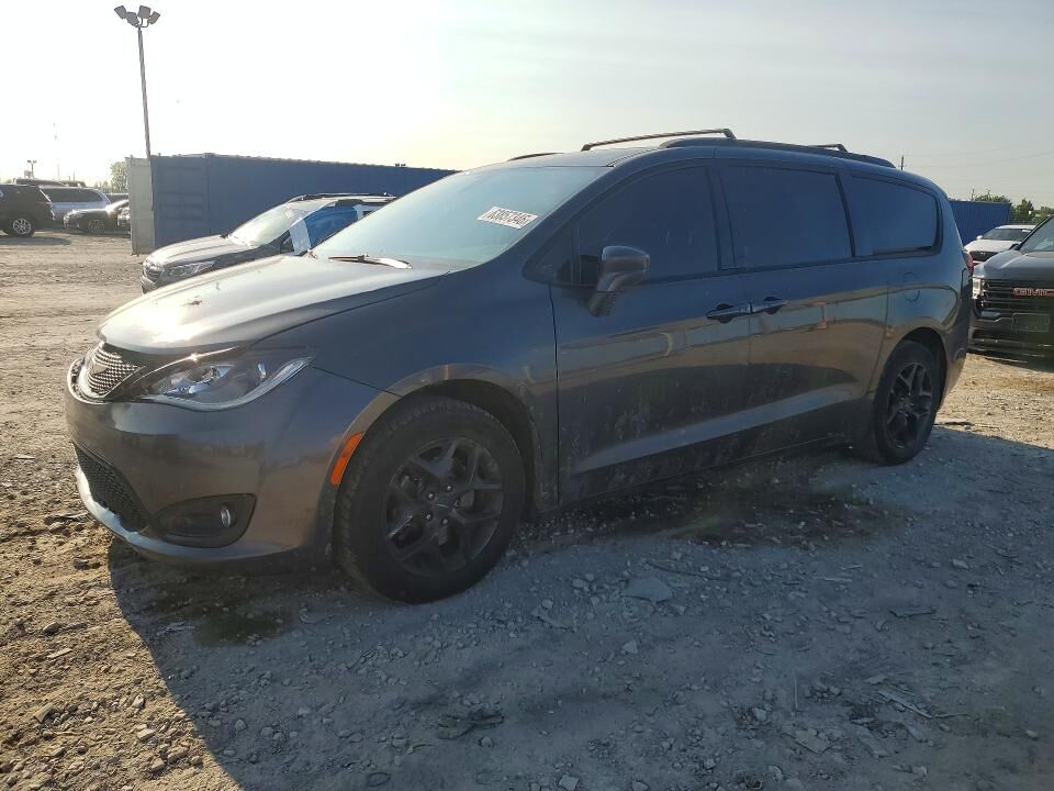 2019 CHRYSLER Pacifica