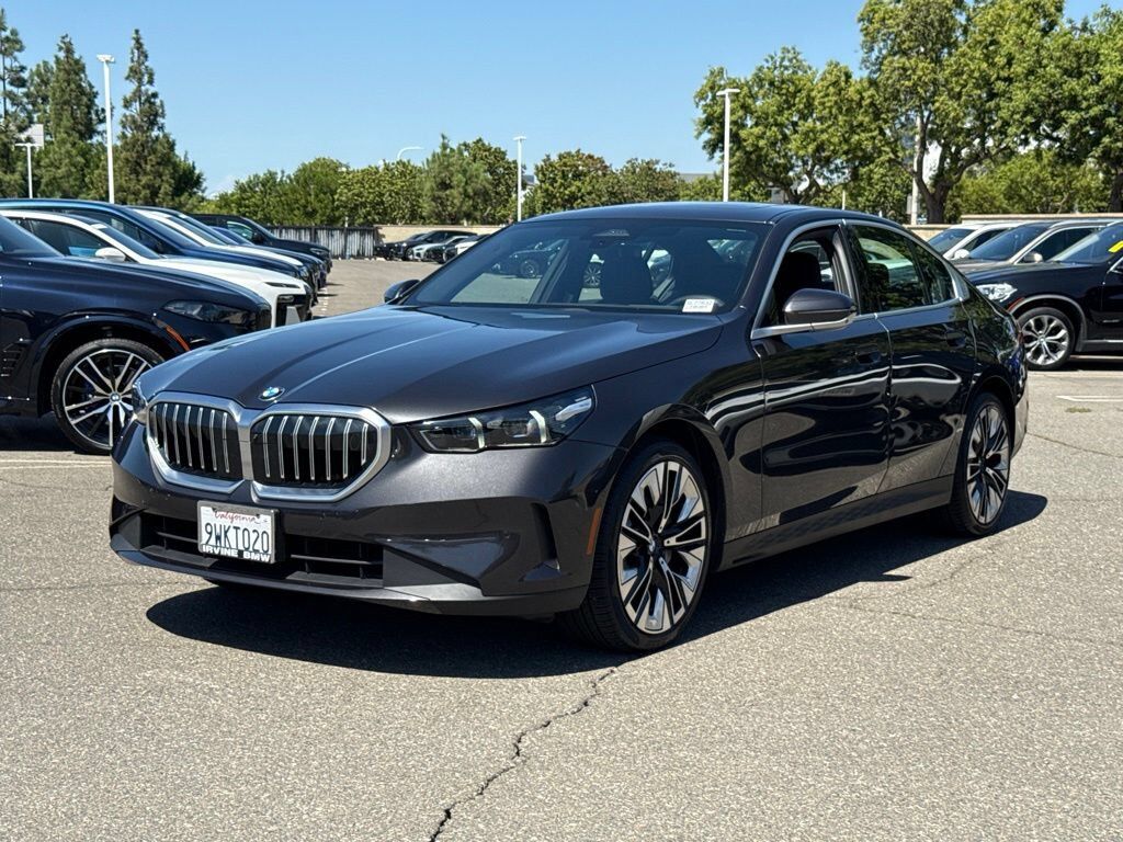 2026 BMW 530i