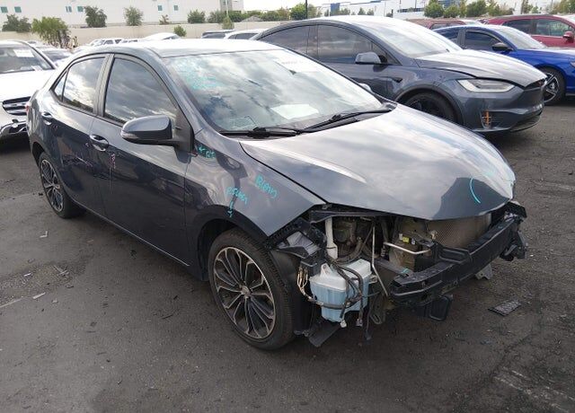 2015 TOYOTA Corolla
