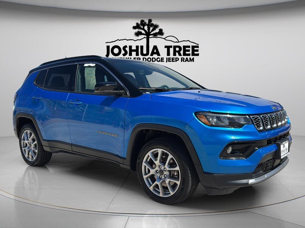 2025 JEEP Compass