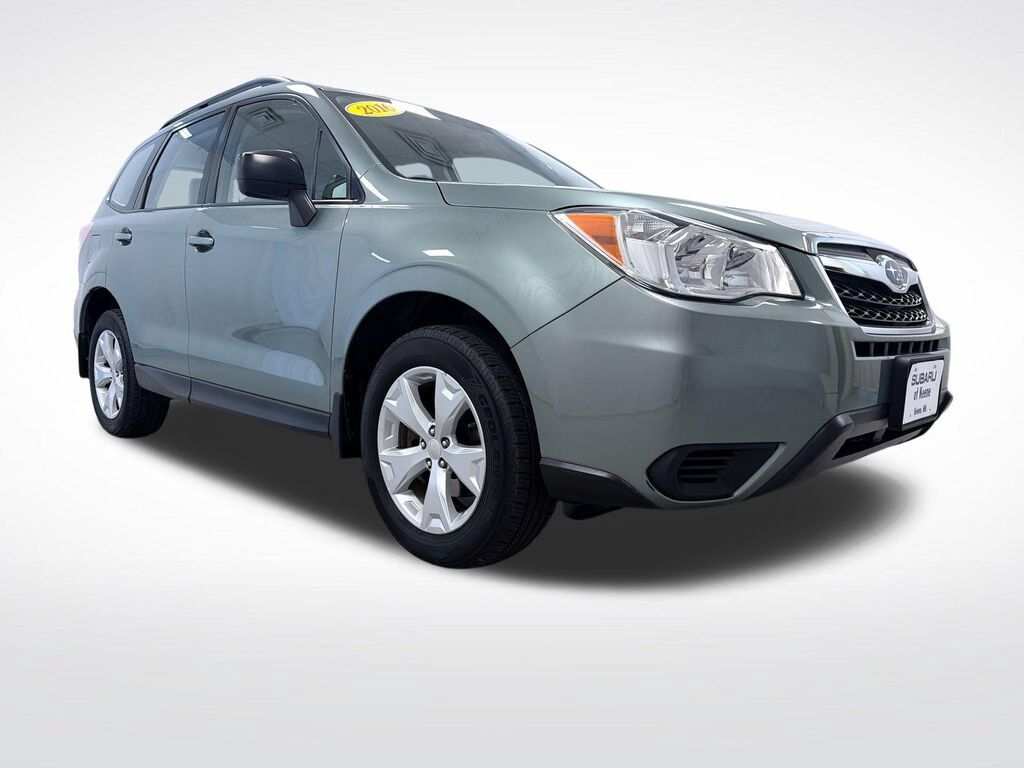 2016 SUBARU Forester
