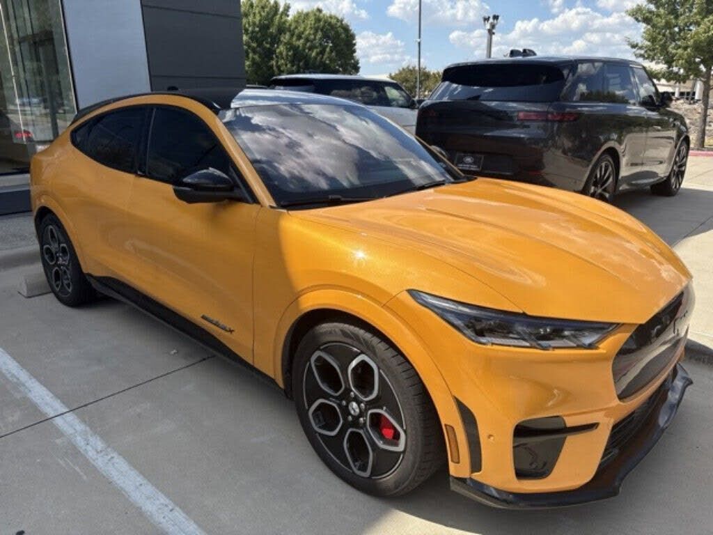 2021 FORD Mach-E
