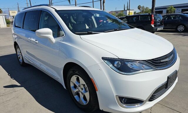 2018 CHRYSLER Pacifica
