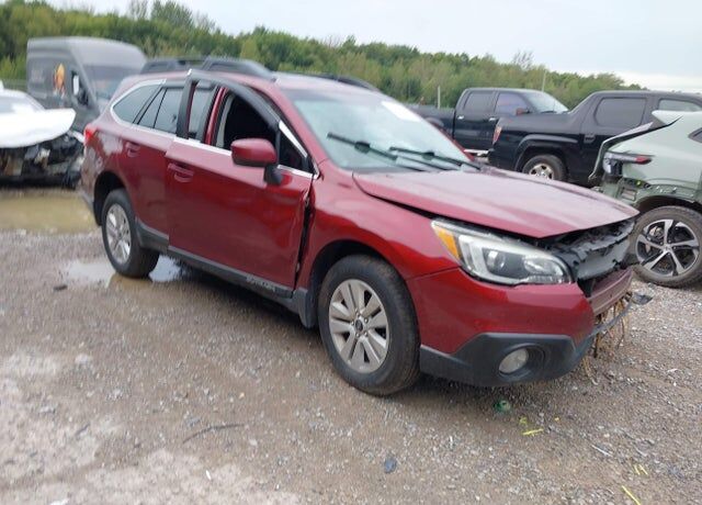 2016 SUBARU Outback