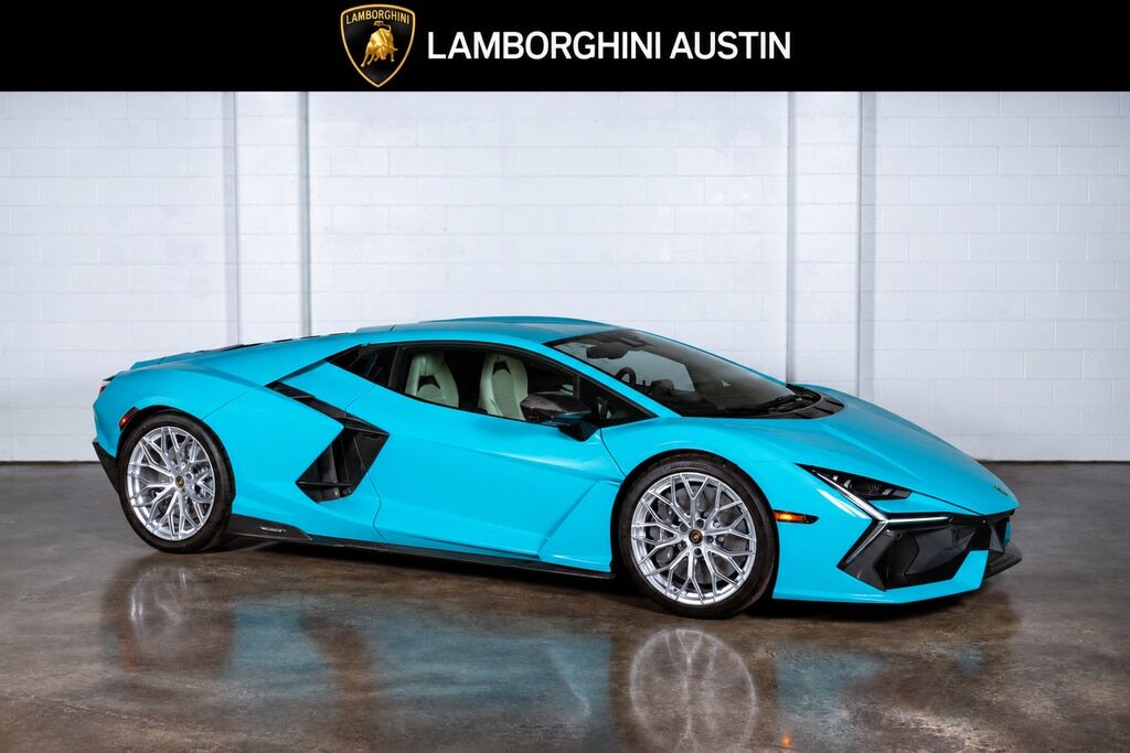 2026 LAMBORGHINI Revuelto