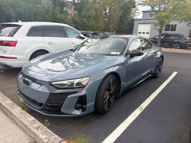 2023 AUDI e-tron GT