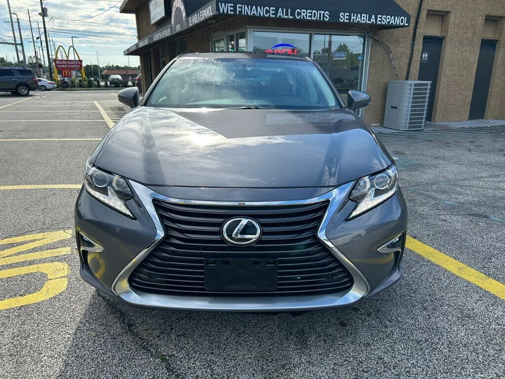 2016 Lexus ES
