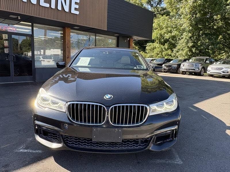 2017 BMW 750i / B7