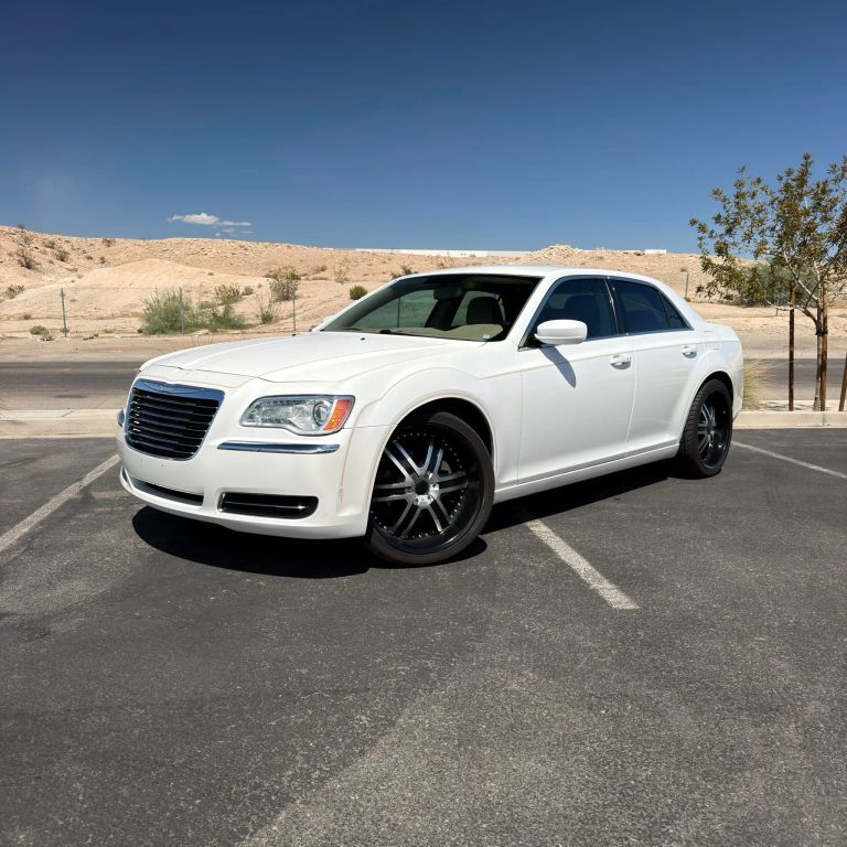 2013 CHRYSLER 300