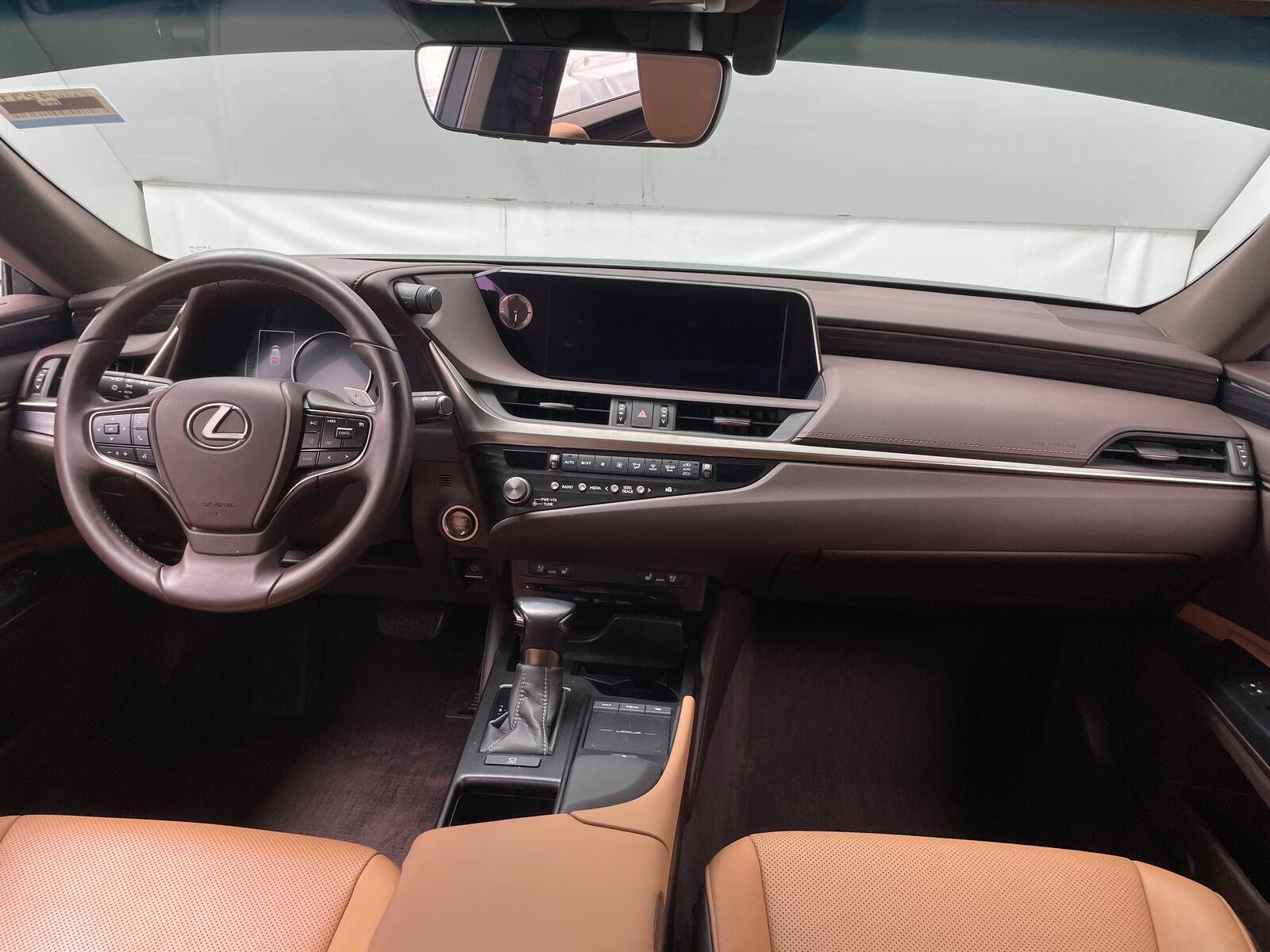 2021 Lexus ES / ES HYBRID
