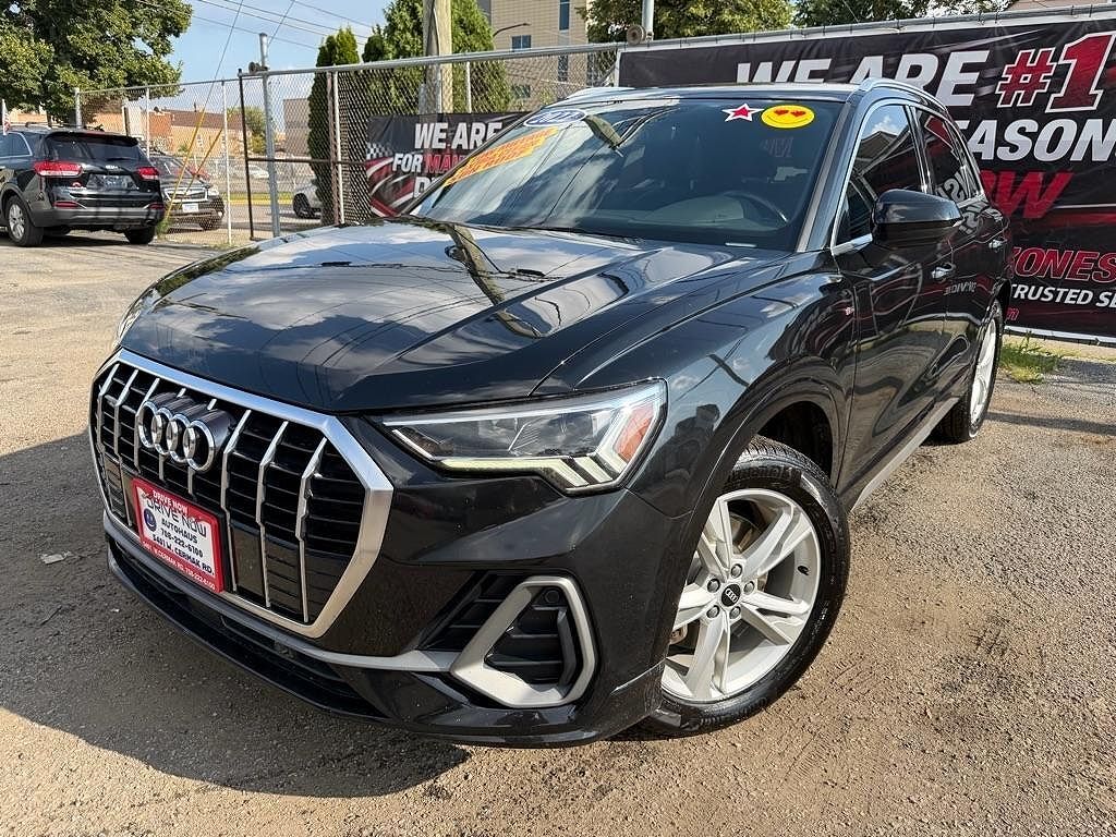 2022 Audi Q3