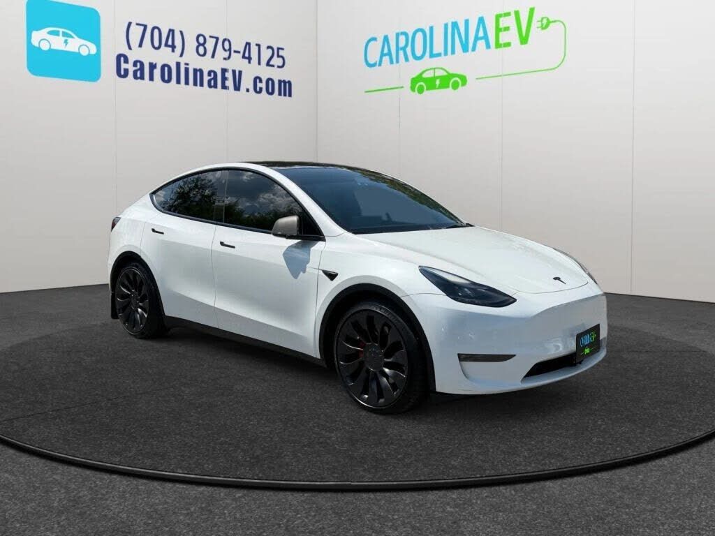 2023 TESLA Model Y