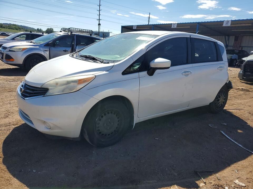 2015 NISSAN Versa