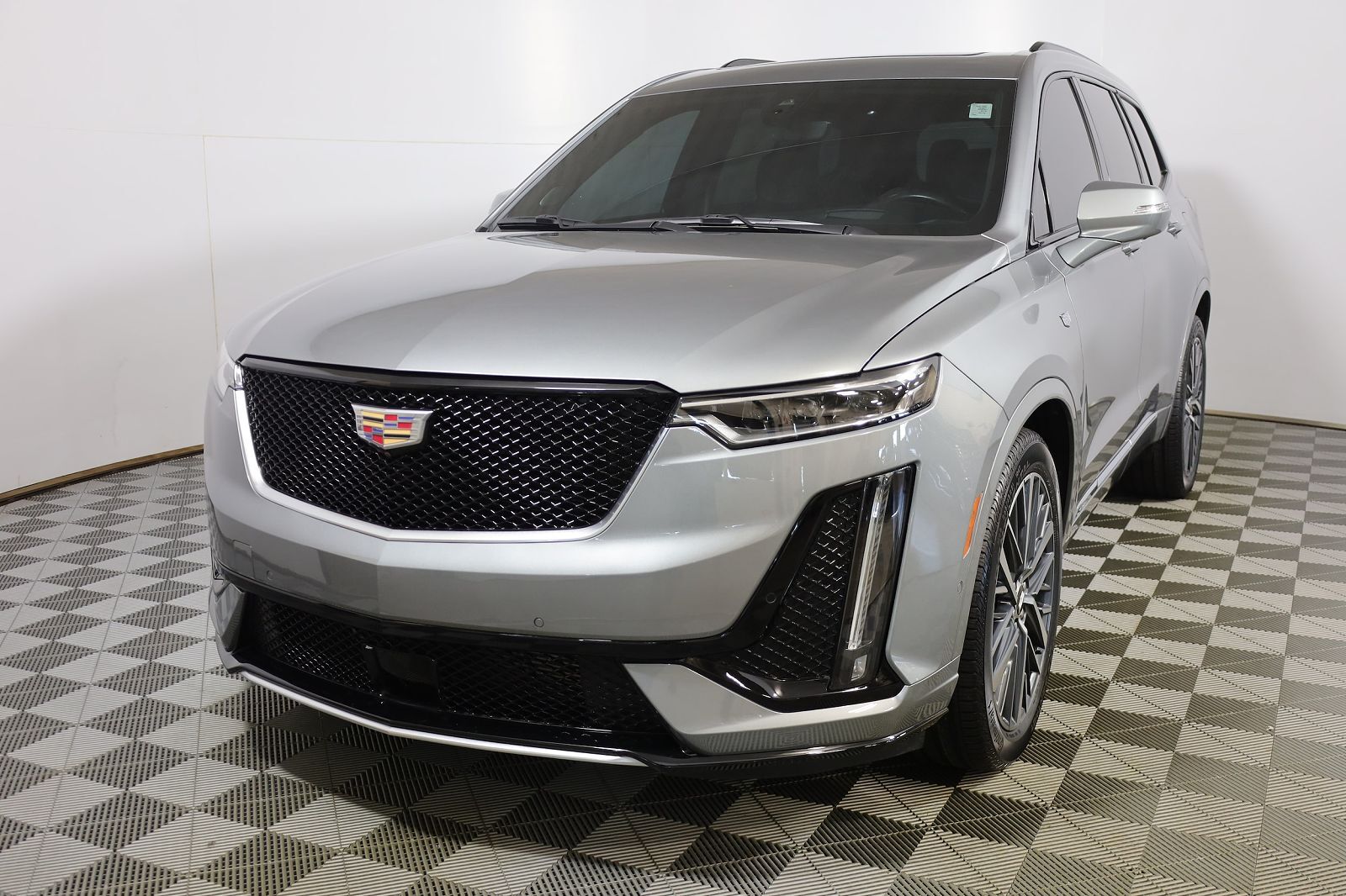 2024 CADILLAC XT6