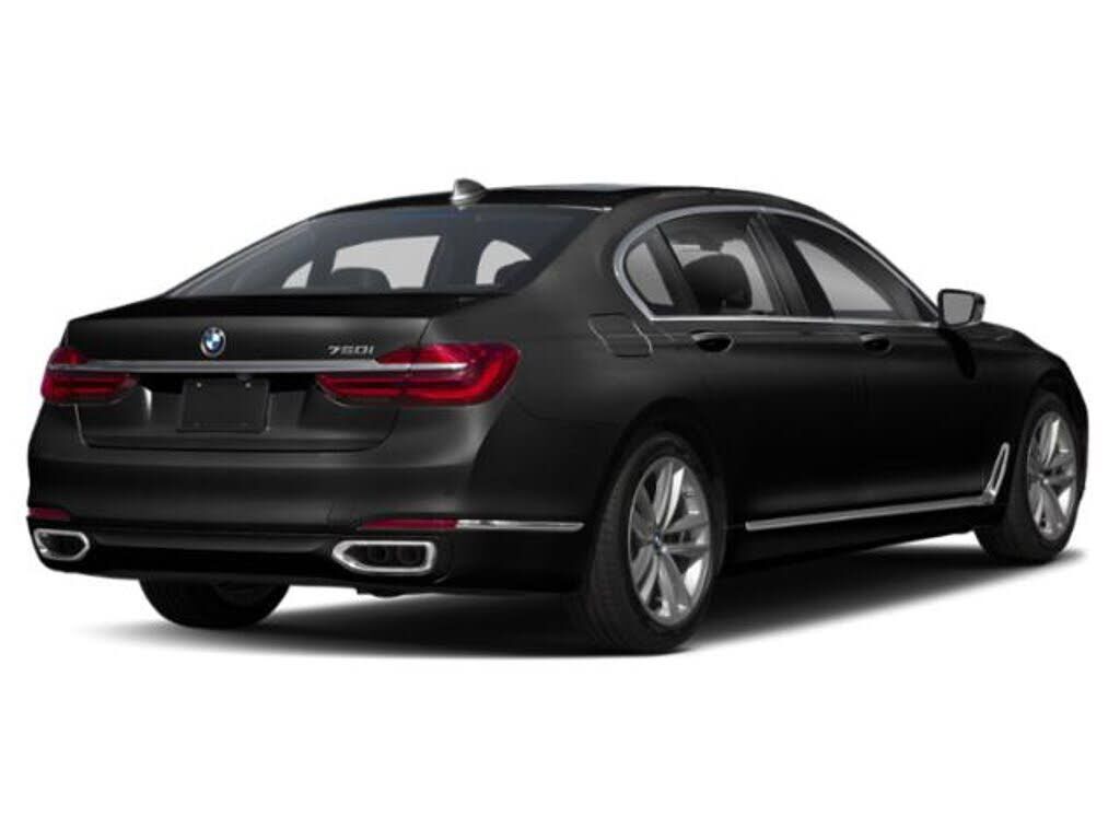2019 BMW 750i