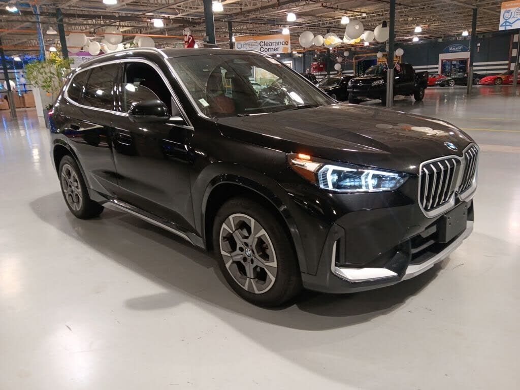 2025 BMW X1