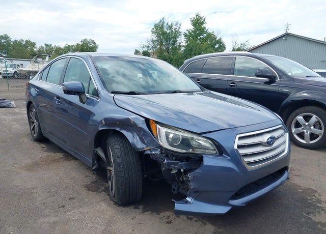 2015 SUBARU Legacy
