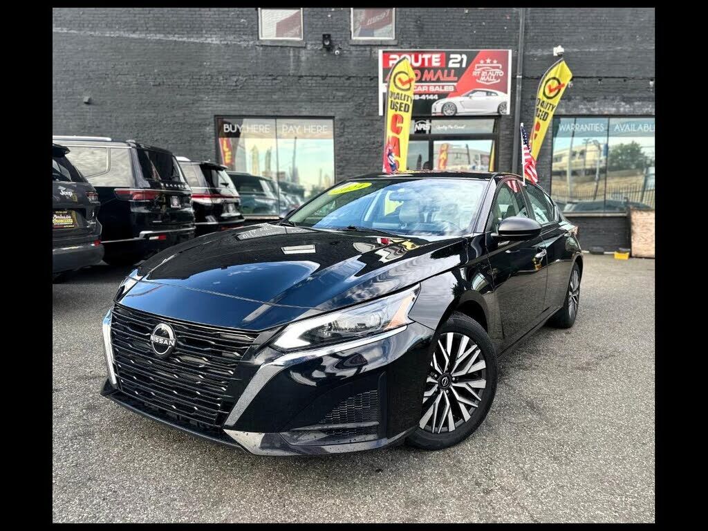 2024 NISSAN Altima