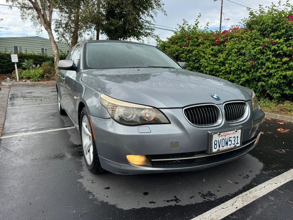 2008 BMW 528i