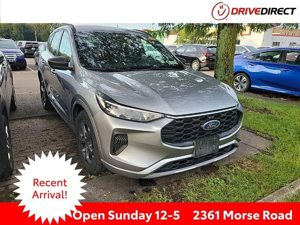 2024 FORD Escape