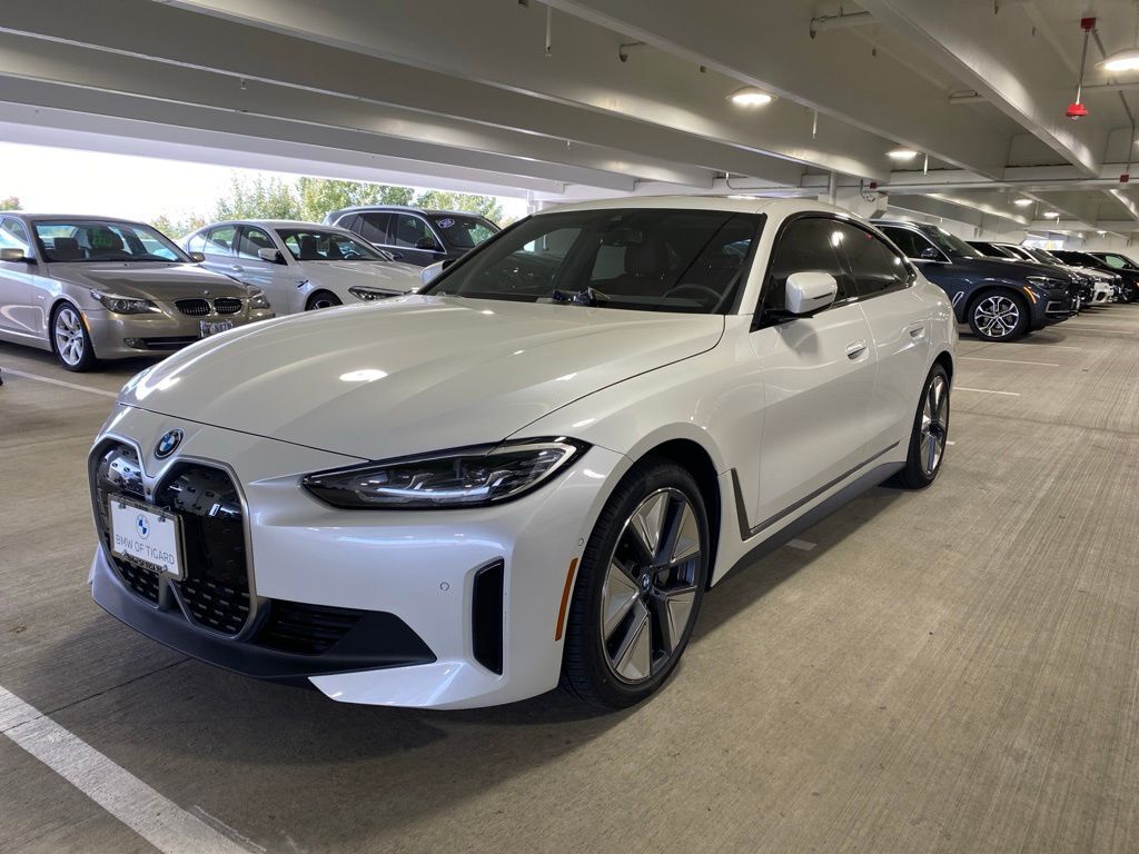 2023 BMW i4