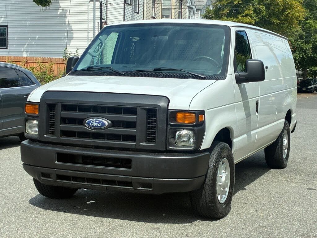 2014 FORD E-250
