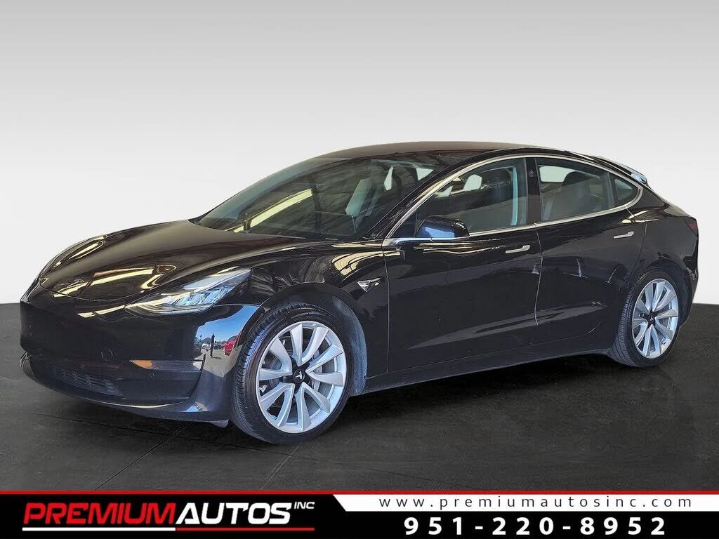 2018 TESLA Model 3