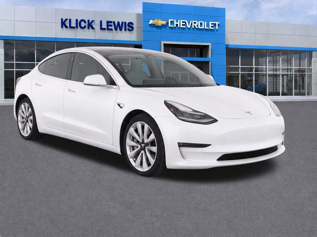 2020 TESLA Model 3