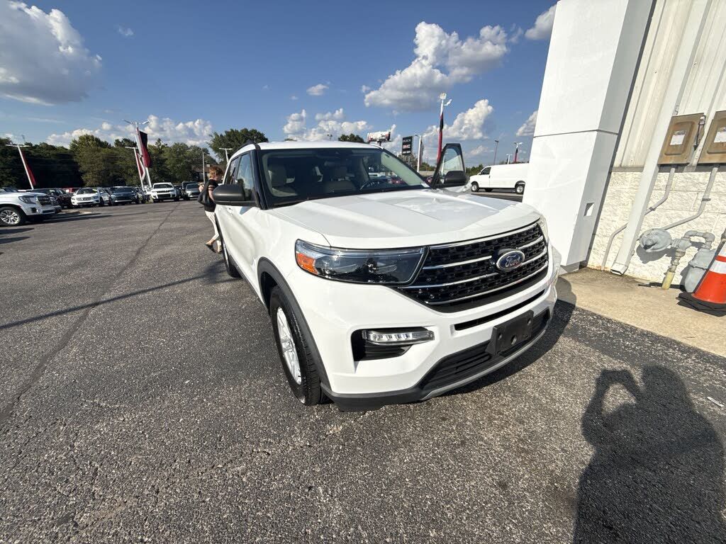 2020 FORD Explorer