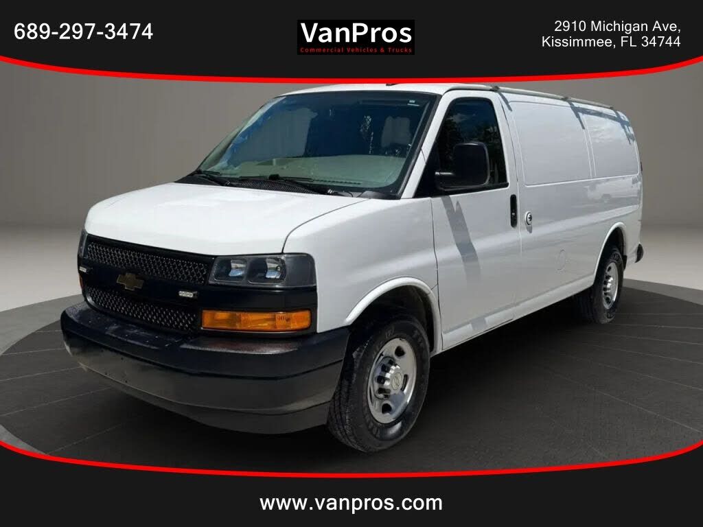 2020 CHEVROLET Express