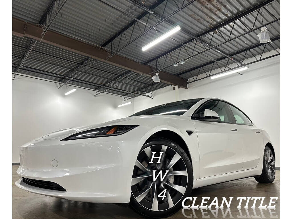 2024 TESLA Model 3