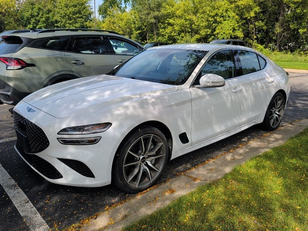 2025 GENESIS G70