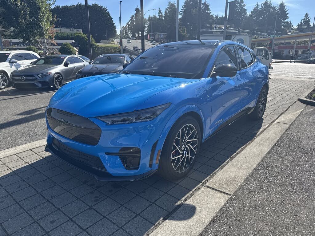2022 FORD Mach-E