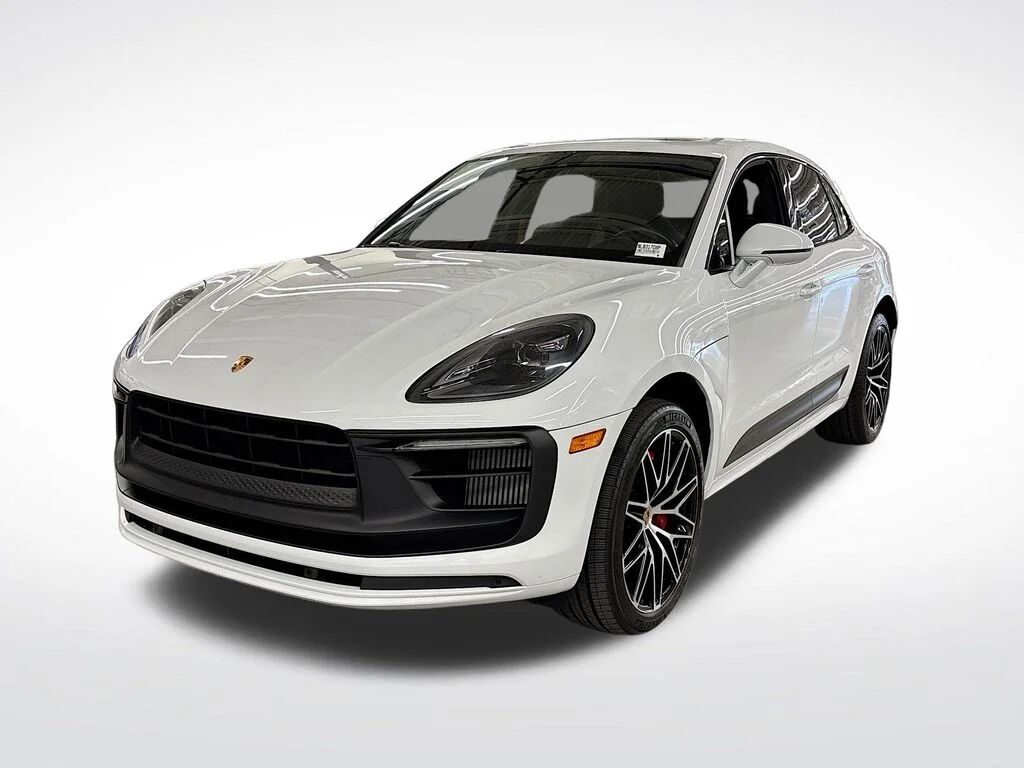 2022 PORSCHE Macan