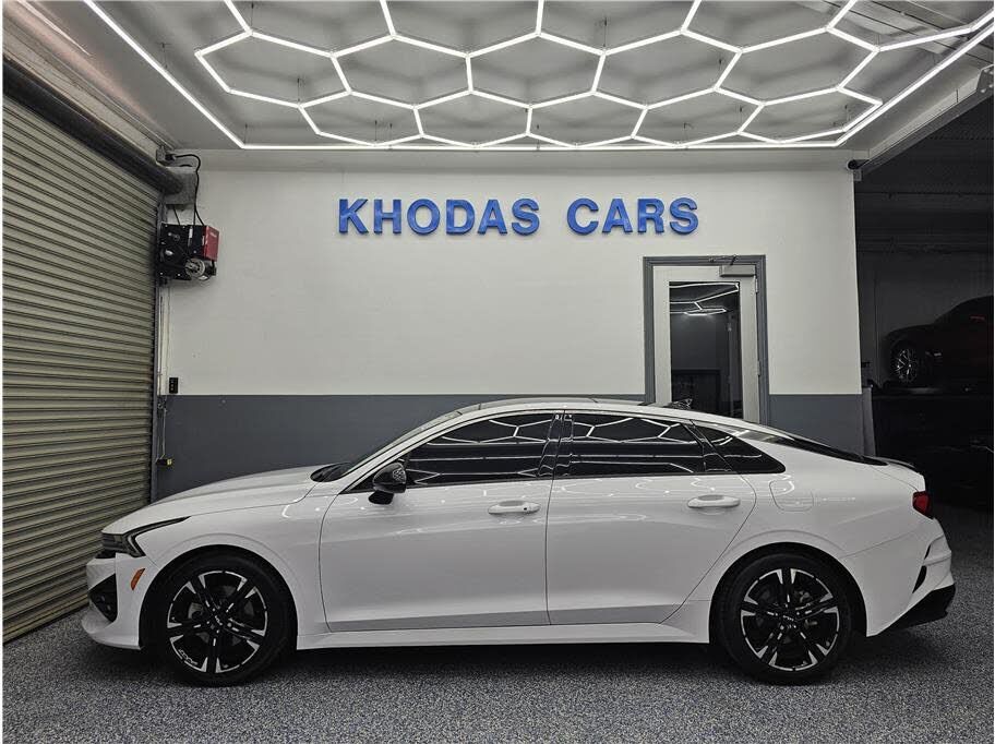2022 KIA K5
