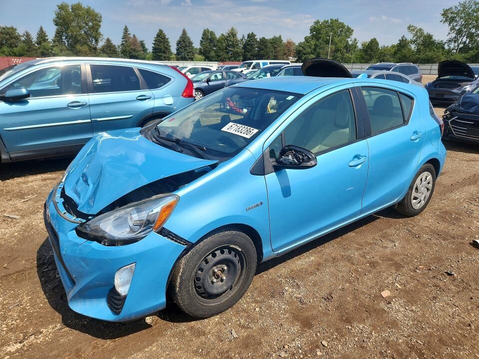 2016 TOYOTA Prius