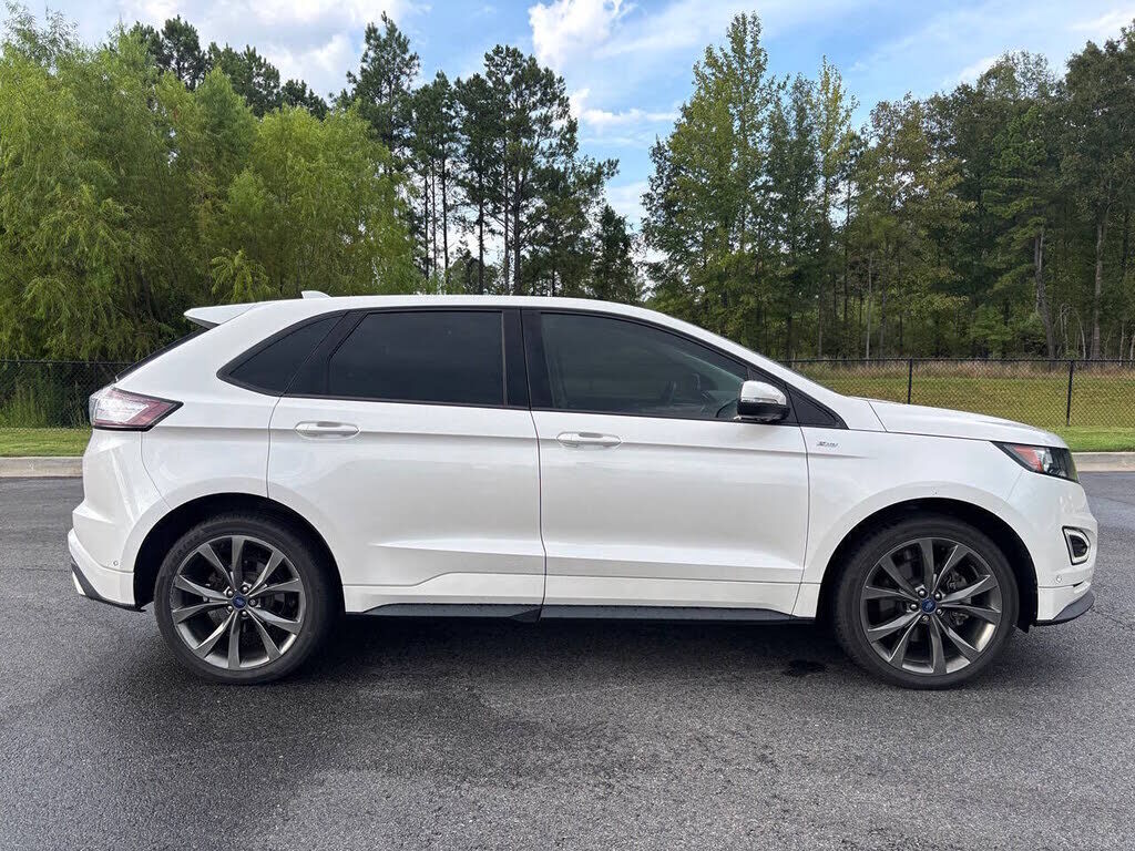 2017 FORD Edge