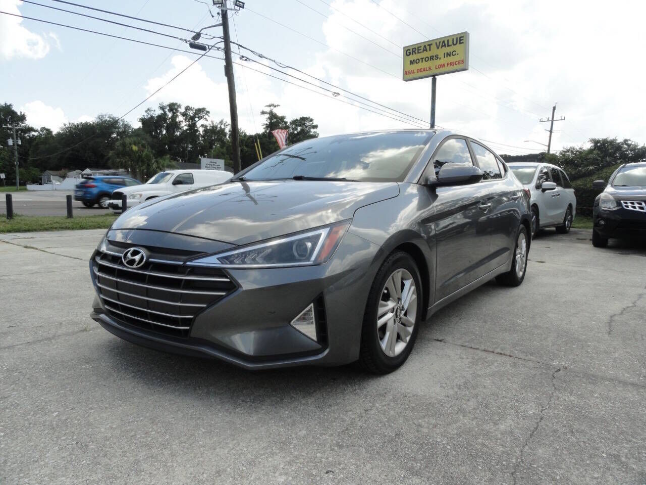 2019 HYUNDAI Elantra