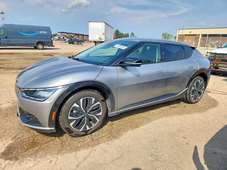2023 KIA EV6