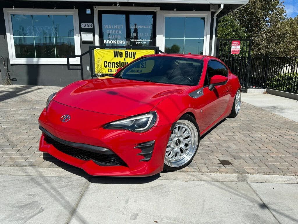 2017 TOYOTA 86