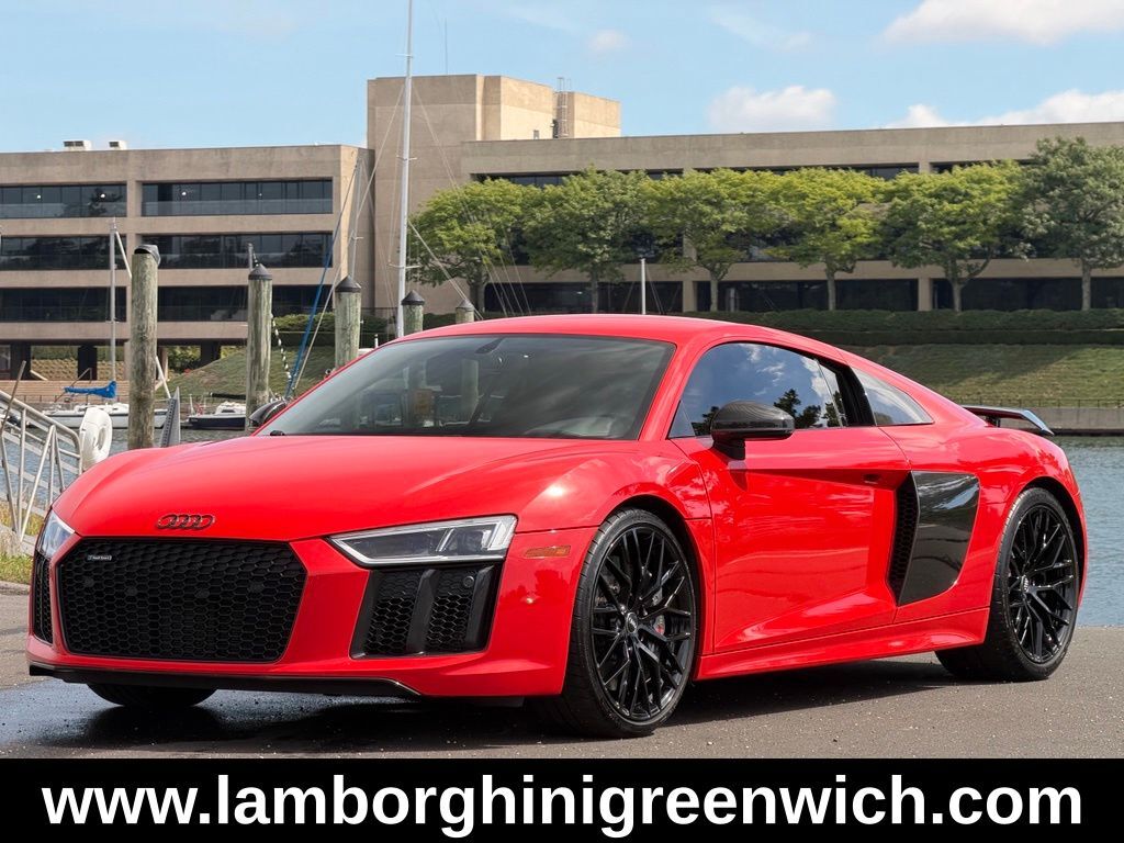 2018 AUDI R8
