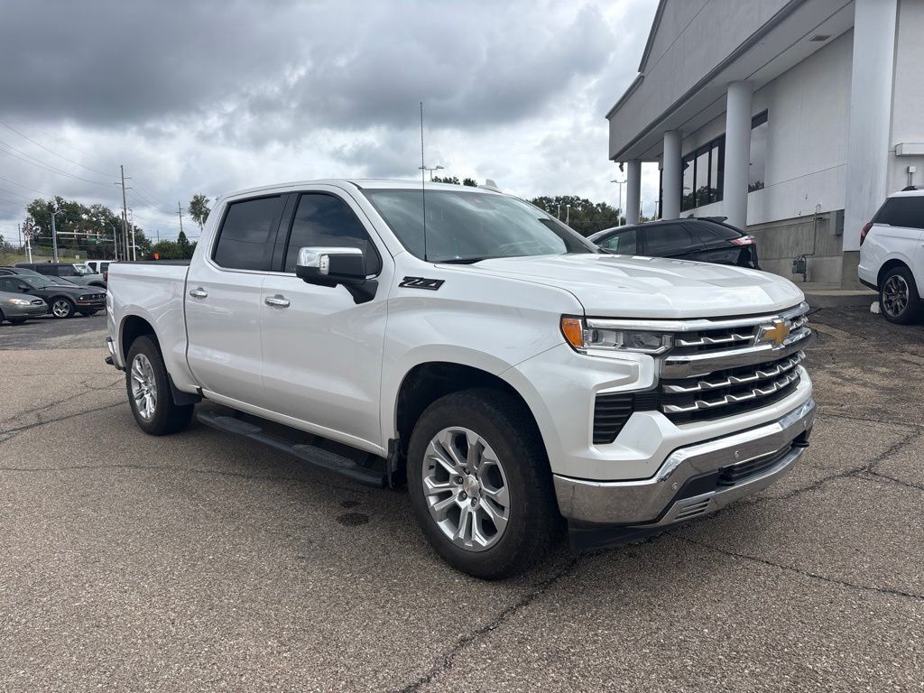 2024 CHEVROLET Silverado