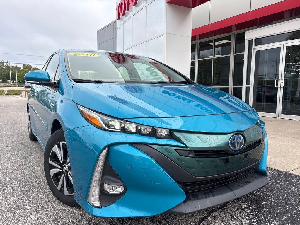 2018 TOYOTA Prius