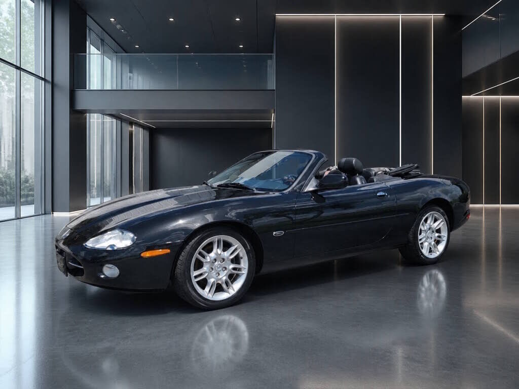 2002 JAGUAR XK8